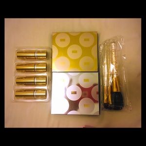 Elizabeth Arden Red Door Makeup Collection